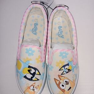 Womens Slip-On Bluey Shoes - Pink and White
